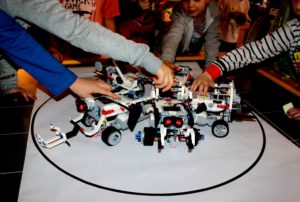 robotyka i programowanie LEGO Mindstorms 3.0